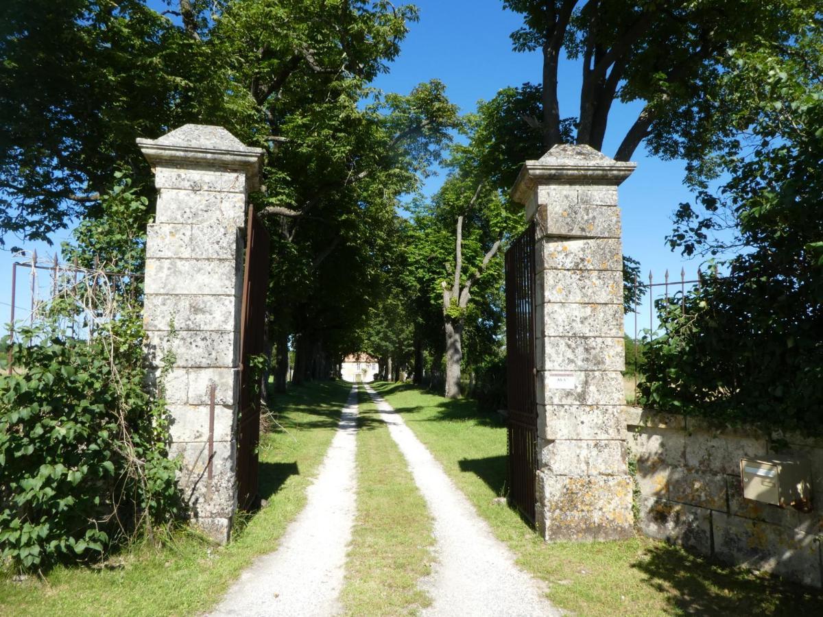 Domaine De Seugnac Bed & Breakfast Понс Екстериор снимка